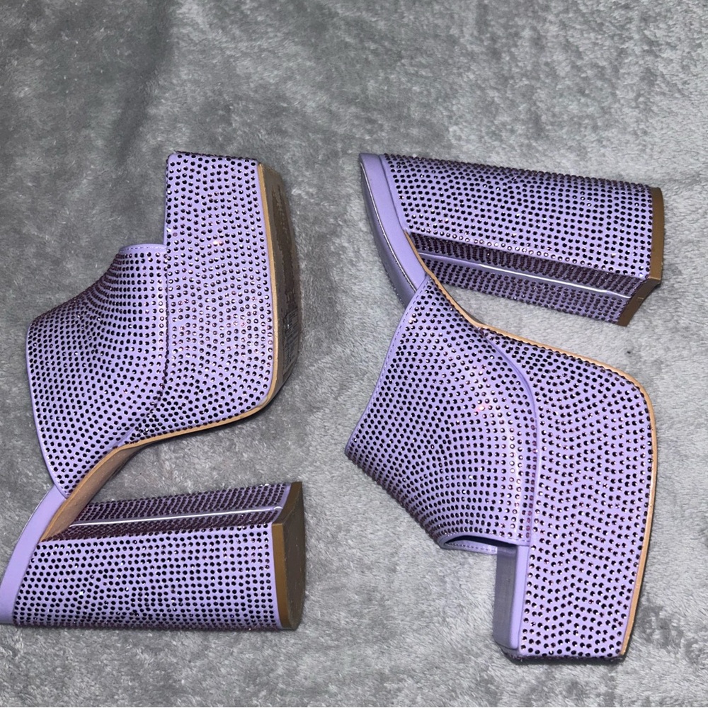 Beautiful purple sparkly Y2K inspired heels!